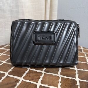 Tumi Hard Shell Travel Case Toiletry Air India Black Zipper Small 6.5x2.5x4.5